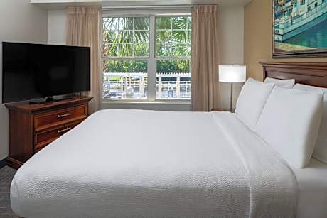 2 Bedroom Suite