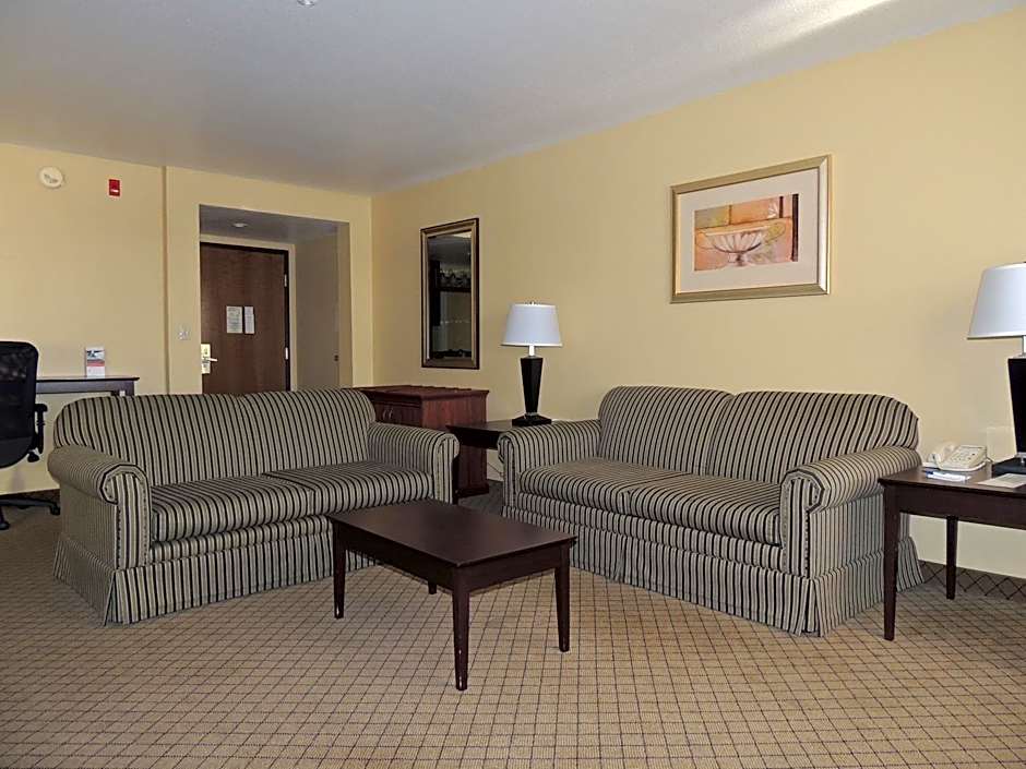 HOLIDAY INN EXPRESS FALLON By IHG