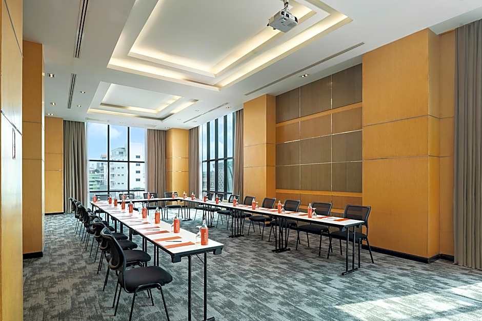 Lumen Bangkok Srinakarin