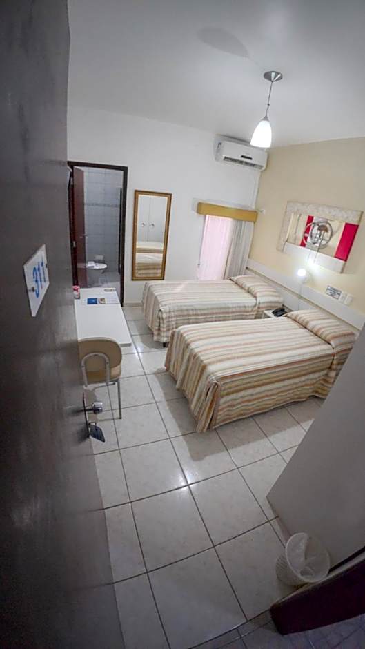 Foz Presidente Economic Hotel