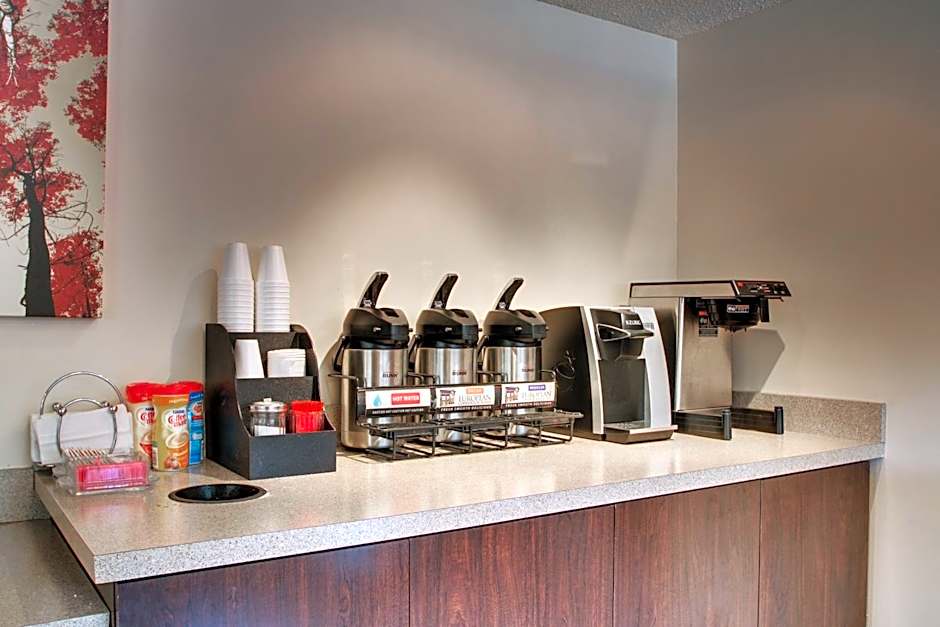 Red Roof Inn St Louis - Westport/ Maryland Heights