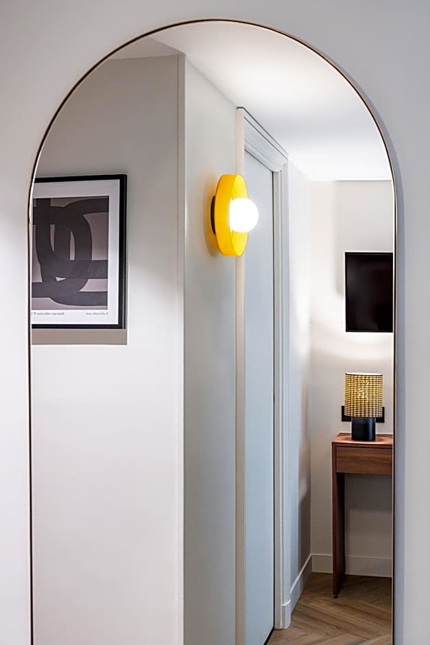 Hotel Elysée Secret