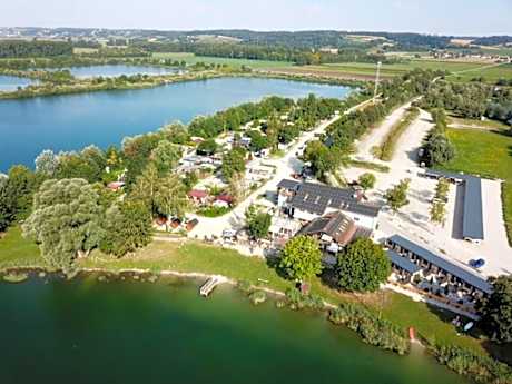 Seehaus Mamming - Hotel - Schlaffässer - Biergarten - Camping
