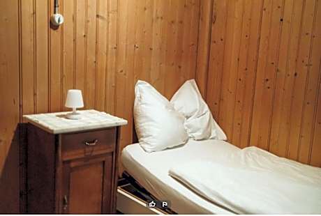 Standard Single Room with Shared Bathroom