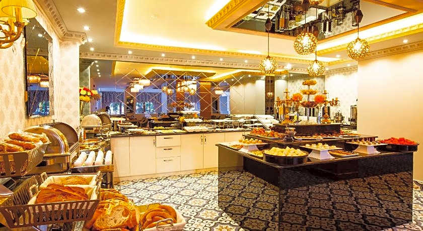 Real King Suite Hotel