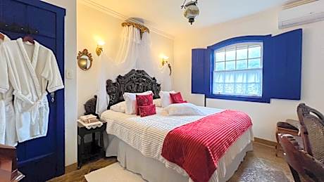 King Suite with Spa Bath