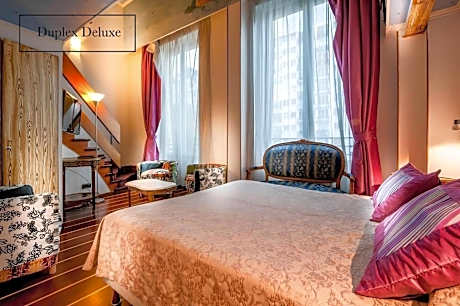 Duplex Deluxe Family Room