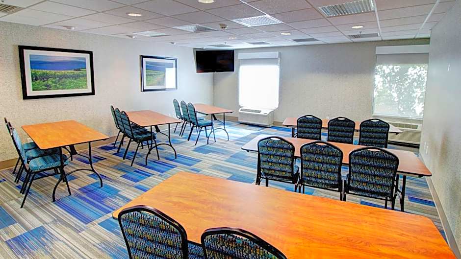 Holiday Inn Express & Suites Sioux City-South By IHG