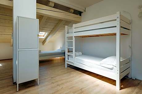 4-Bed Mixed Dormitory Room