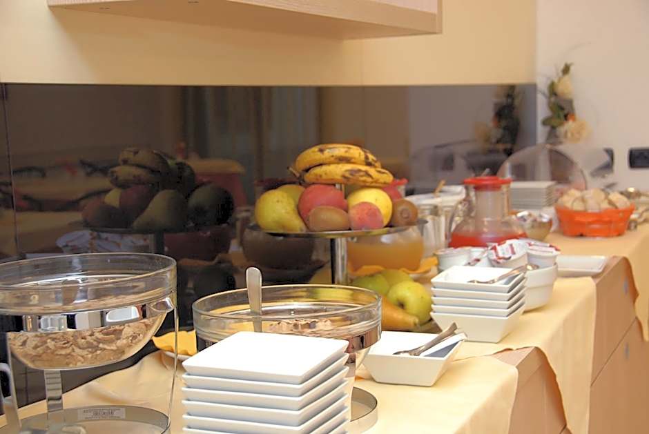 Groane Hotel Residence