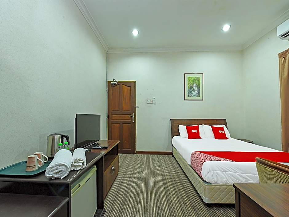 Capital O 90434 Marmoris House