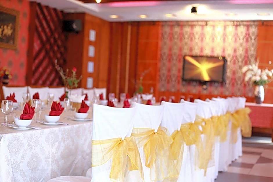 Khách Sạn Hoàng Long Phan Thiết