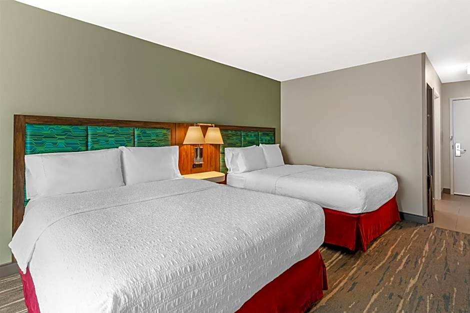 Hampton Inn & Suites Atlanta Airport West/Camp Creek Parkway