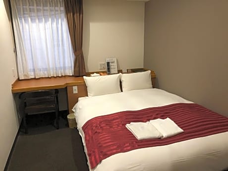 Single Room - Non-Smoking - Main Building