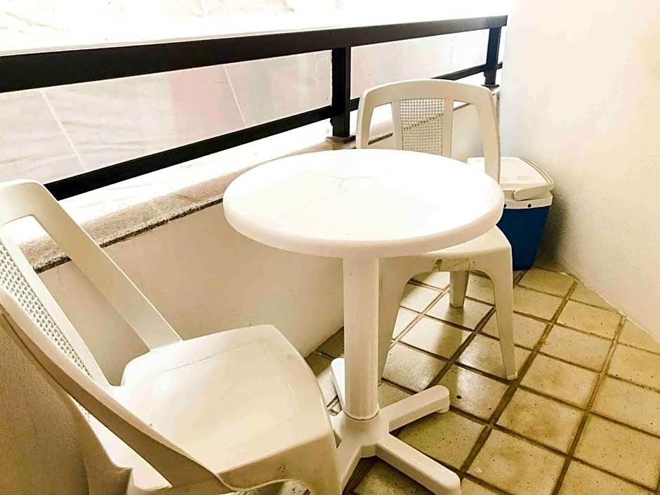 T-36: Flat charmoso a Beira mar da Pajuçara