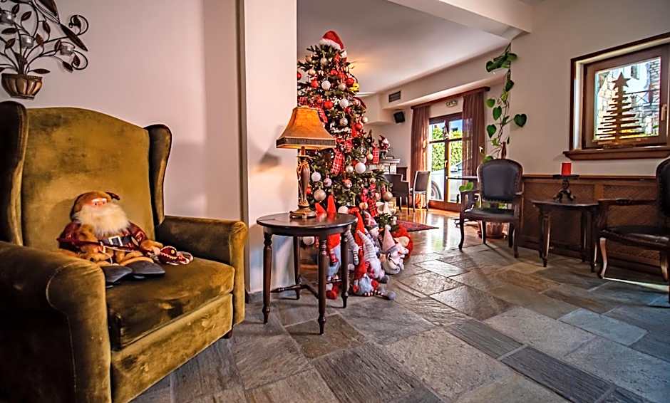 Erofili Hotel & Suites