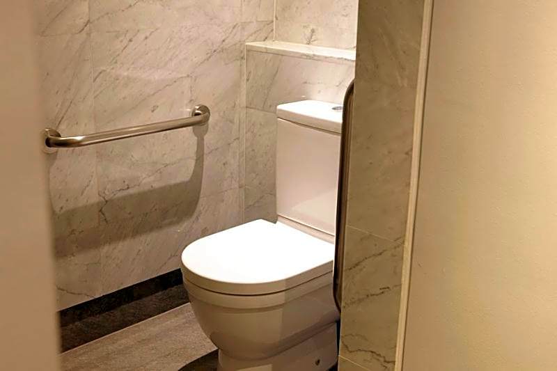 The Singular Santiago