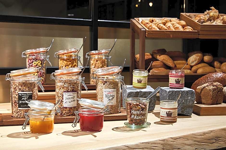 Hotel Indigo Berlin East Side Gallery By IHG