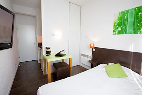 studio (Single Bed)
