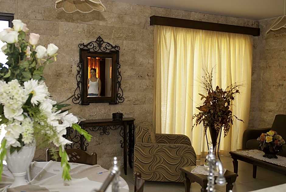 Kotzias Beach Apartments