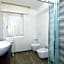 Rolly - Rooms & Restaurant