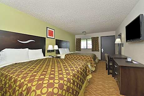 2 Queen Beds Non-Smoking