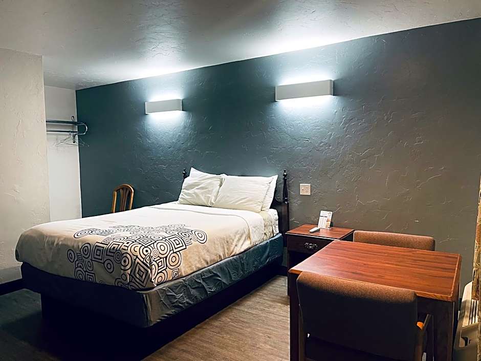 Century 21 Motel