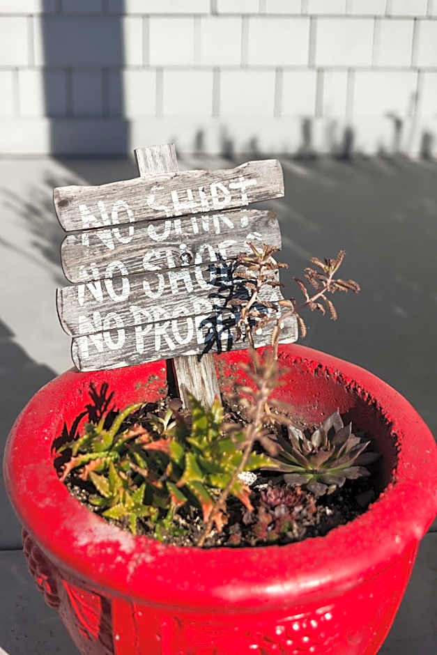 Beach Street Inn and Suites