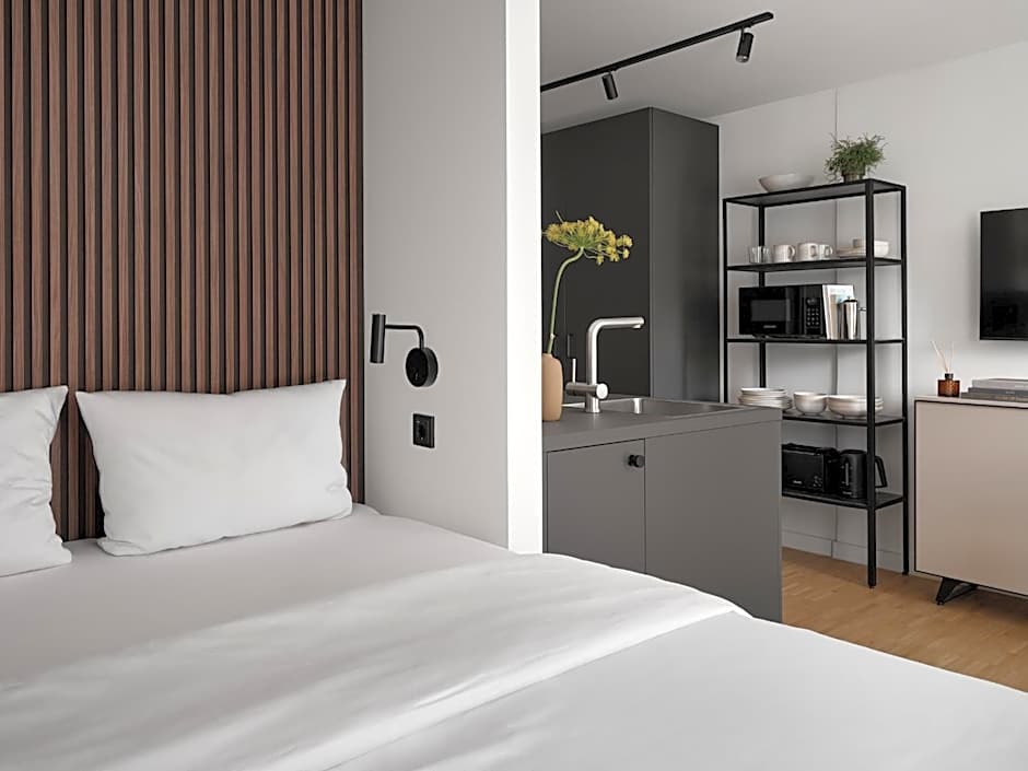 Bob W Munich Schwabing