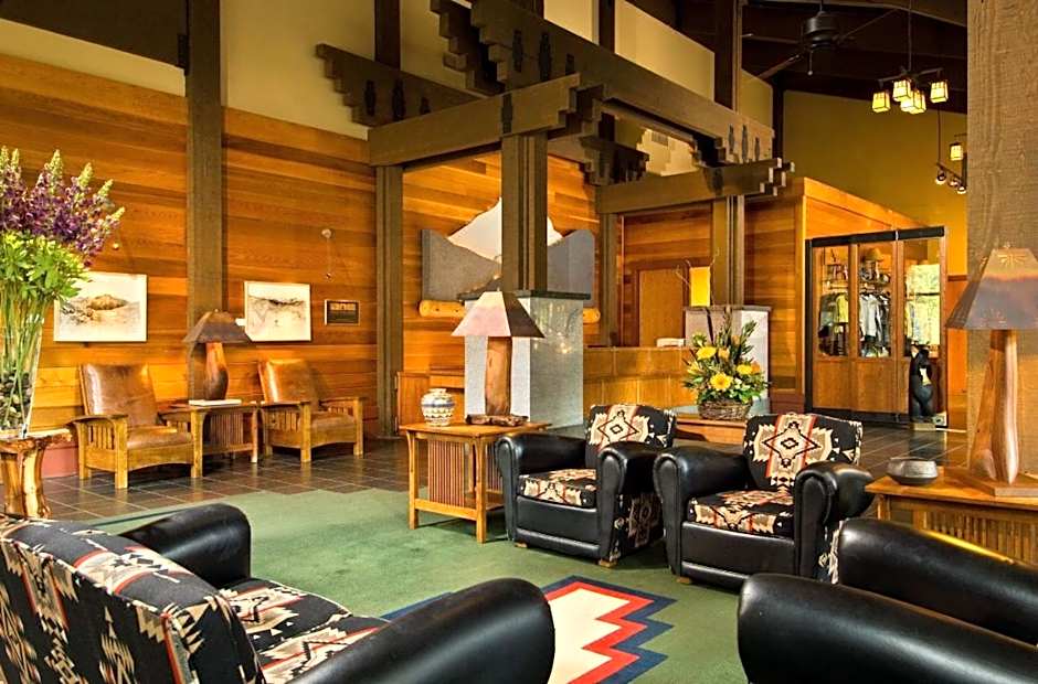 Wuksachi Village and Lodge