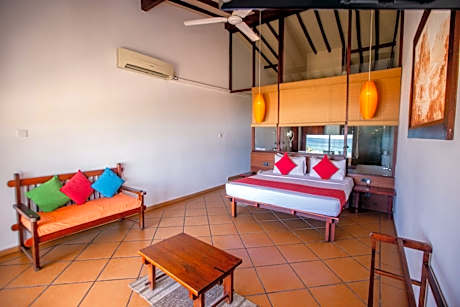Deluxe Single Room with Sea View