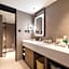 Atour Hotel Dalian Donggang Business District Gangwan Plaza