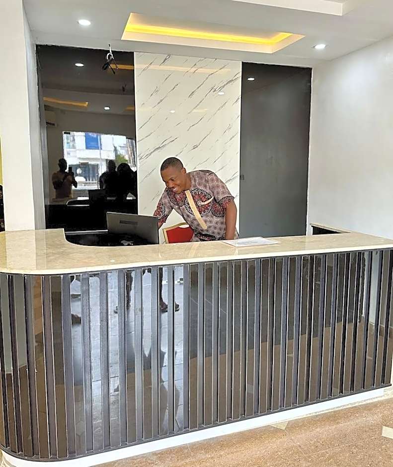 Whitehouse Hotel and Conference Centre