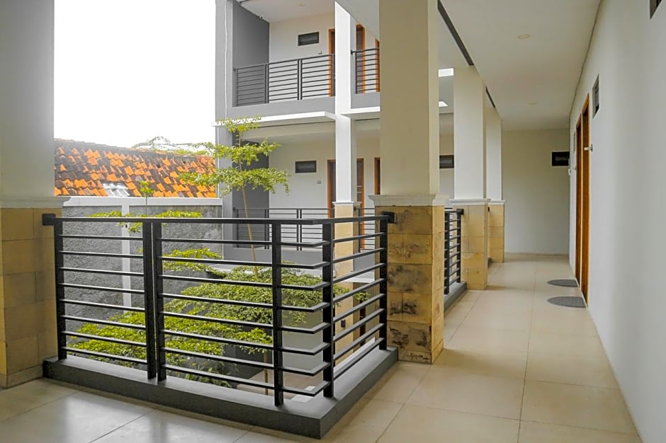 Urban Fendi's Tirtodipuran