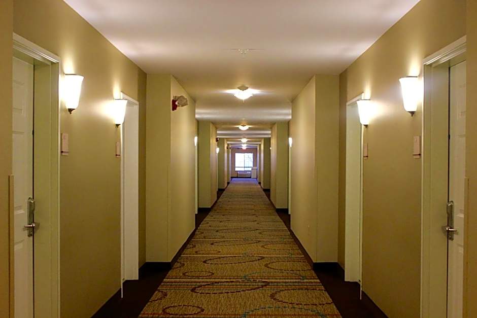 MainStay Suites Fitchburg - Madison