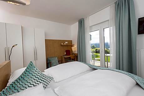 Double Room with Lake View