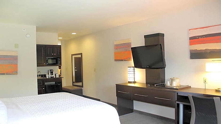 Holiday Inn Express Hotels & Suites Rockingham West By IHG