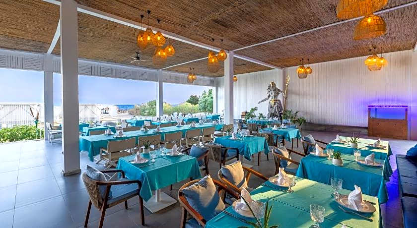 Nirvana Cosmopolitan Hotel - Convention & Sports Center