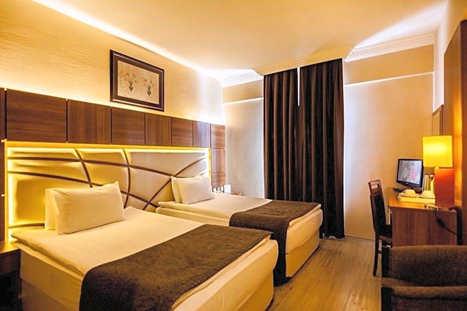 Rumi Hotel