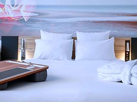 Superior Queen Room with Sofa