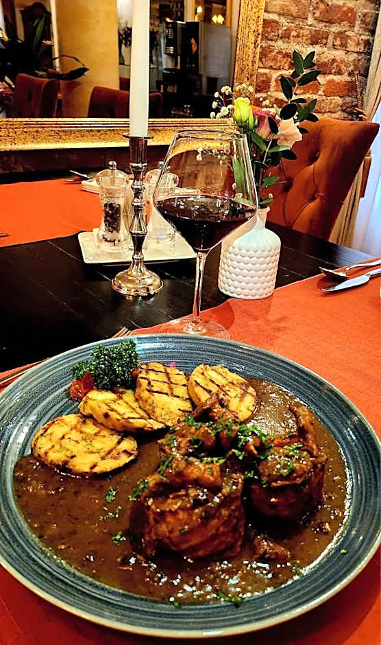 Hotel & Restoran Dvorac Gjalski