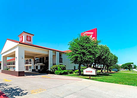 Red Roof Inn Dallas - Mesquite/ Fair Park NE