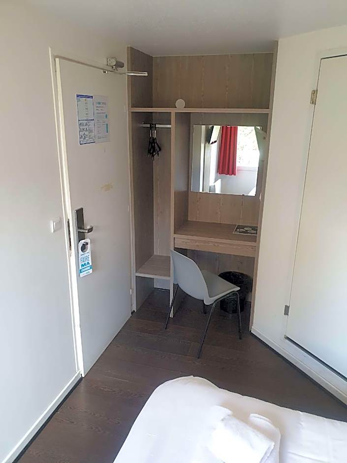 Kyriad Direct Poissy - Acheres