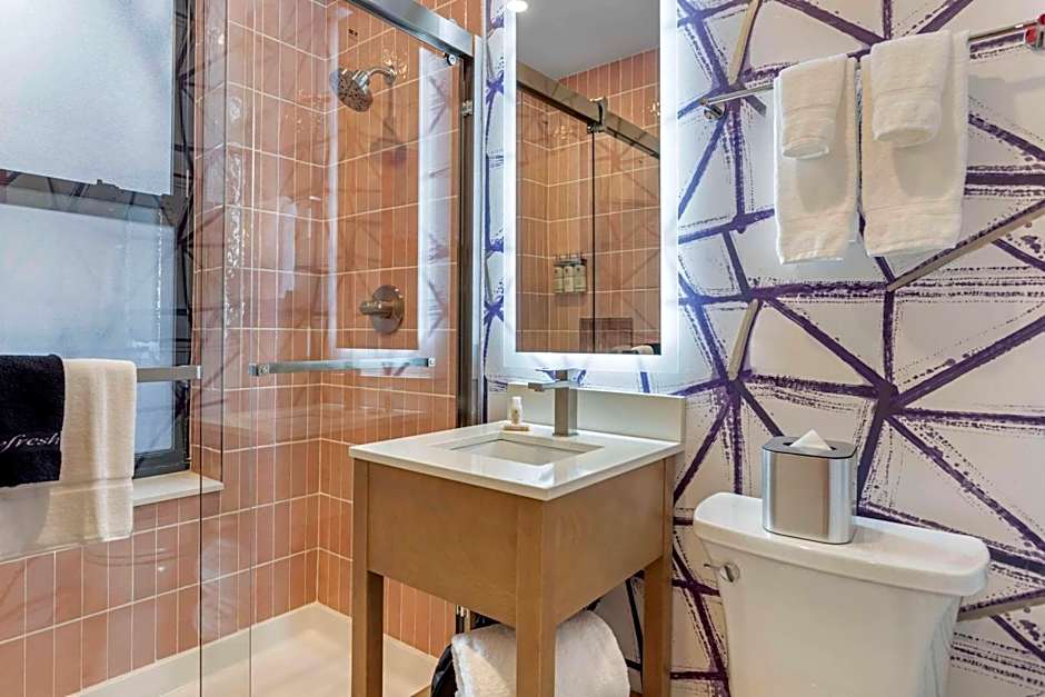 Mayfair Hotel, Ascend Hotel Collection