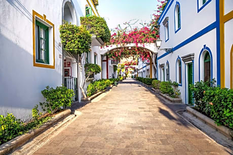 Billy's Puerto de Mogan Apartments by LIVVO