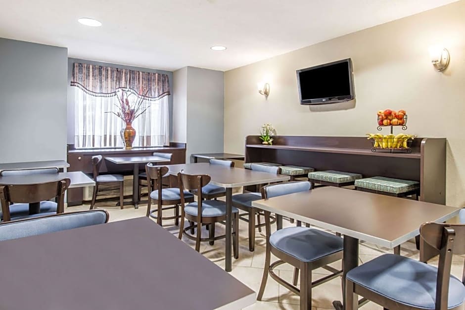 Microtel Inn & Suites by Wyndham Georgetown