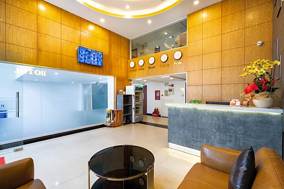 King Hotel Saigon Airport