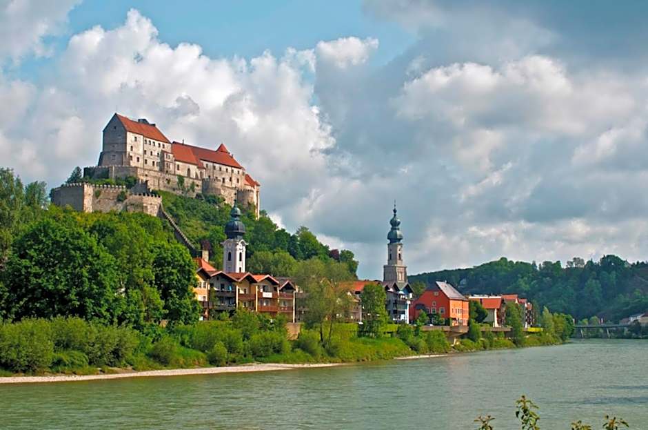 Hotel Burgblick, bei Burghausen