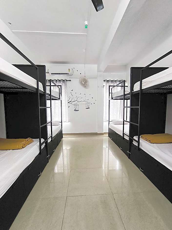 Hotel Stayzo – Cochin, NE