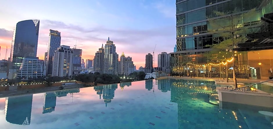 Sivatel Bangkok Hotel